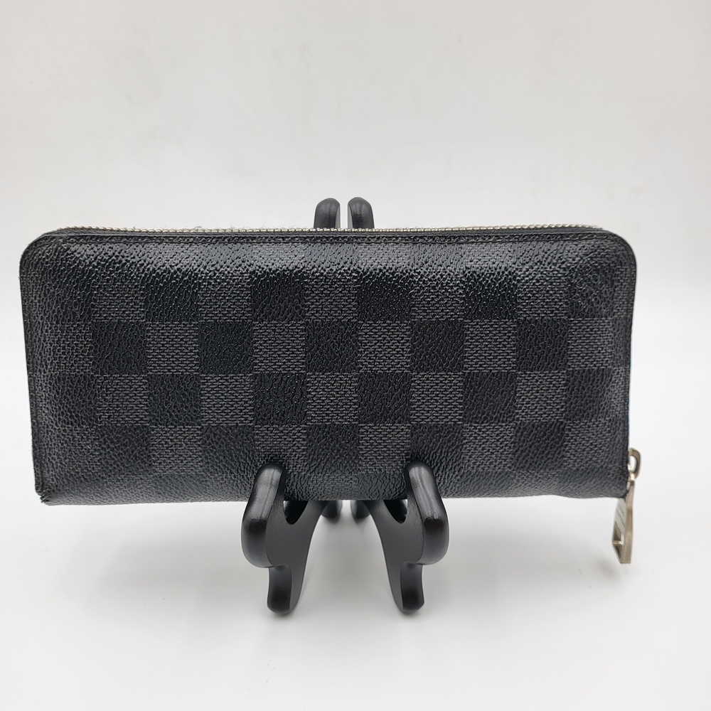 Louis Vuitton Damier Graphite Zippy Long Wallet Round Zip, Authentic..